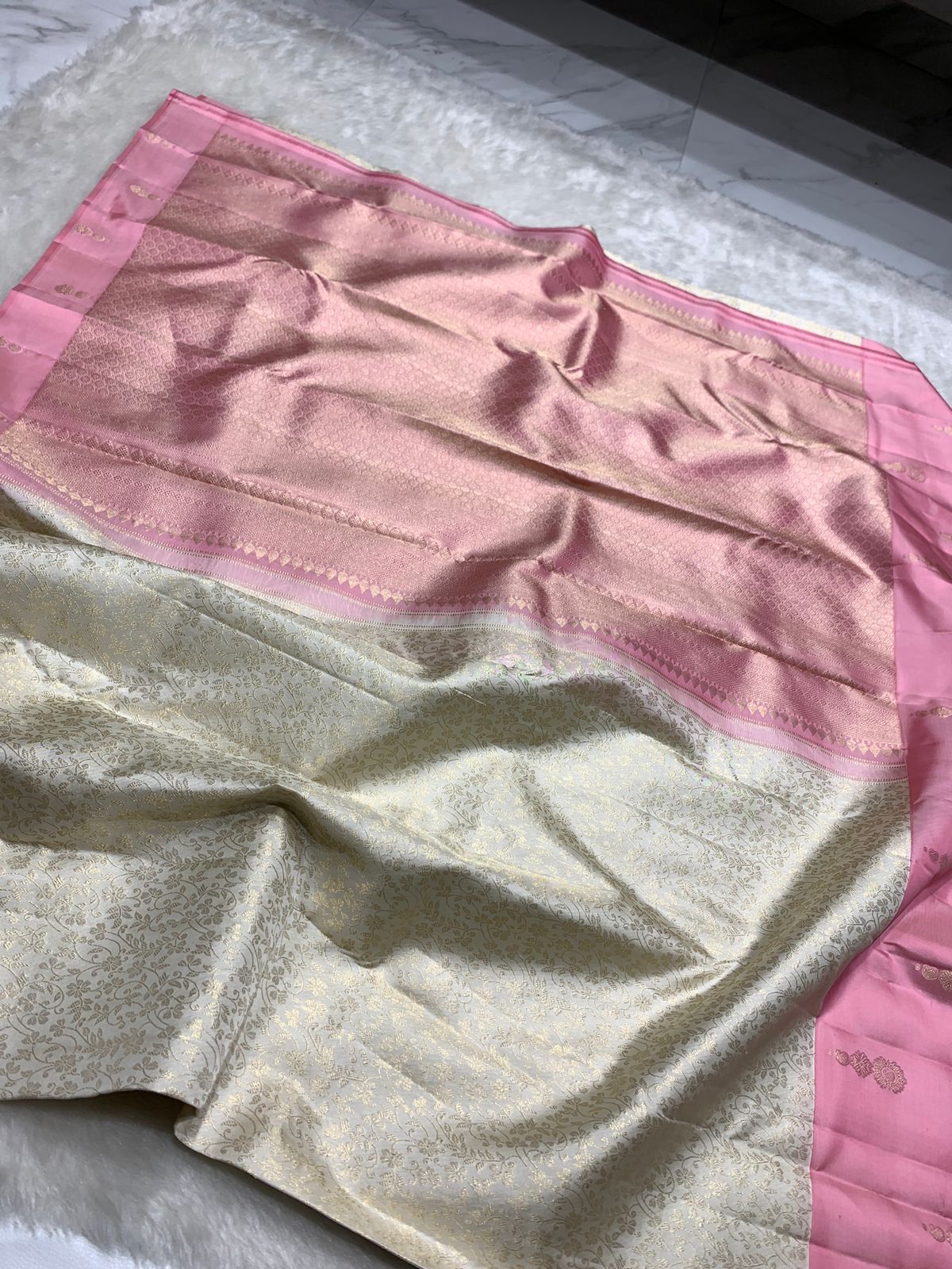 Pure Grey Kancheepuram Handwoven Silk Saree – 2G Zari | Double Warp | Silk Mark Certified