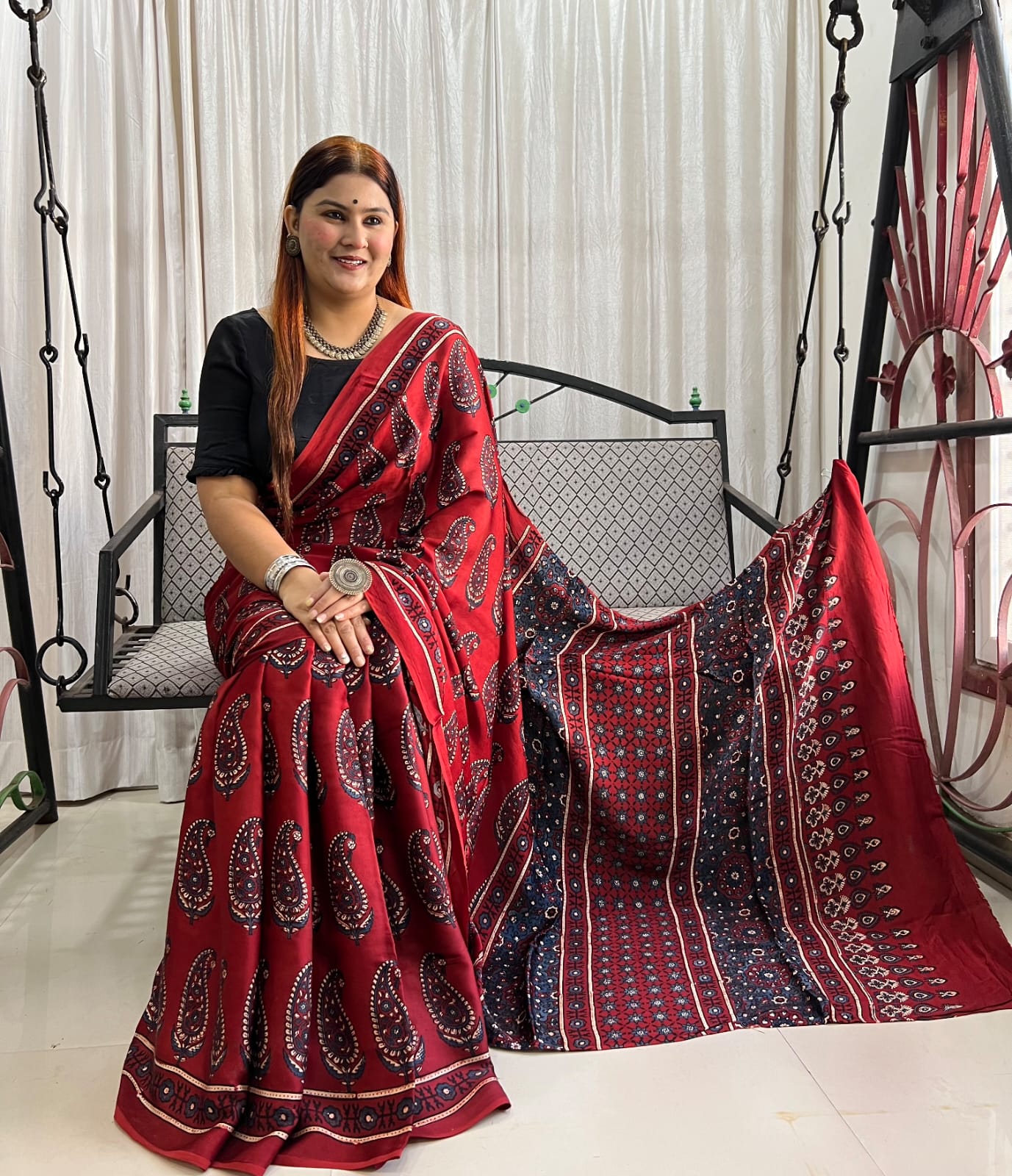 red saree silk ethnic wear