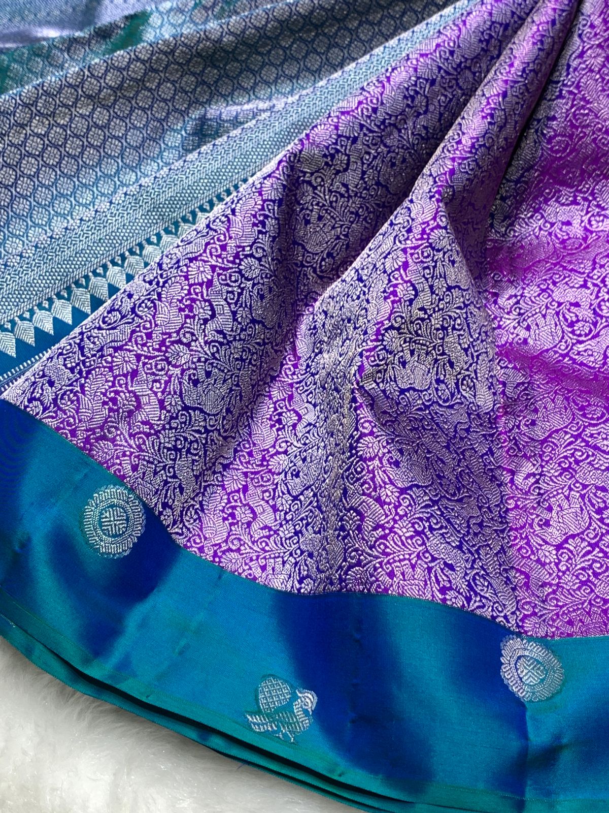 Purple Pure Kancheepuram Handwoven Silk Saree – 2G Zari | Double Warp | Silk Mark Certified