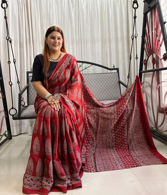 red saree silk ethnic wear