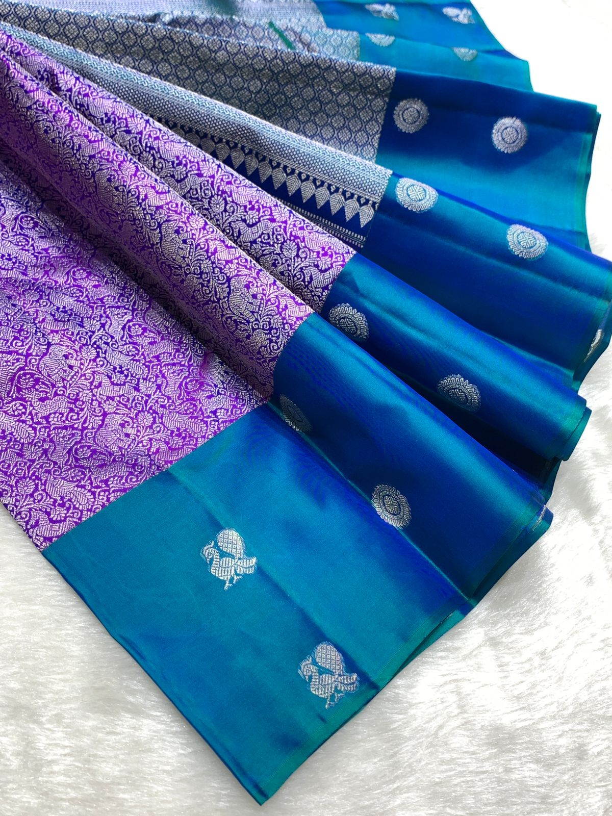 Purple Pure Kancheepuram Handwoven Silk Saree – 2G Zari | Double Warp | Silk Mark Certified